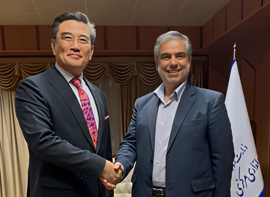 김준표 대사, 잔디에 바킬리 마르카지주 주지사 면담